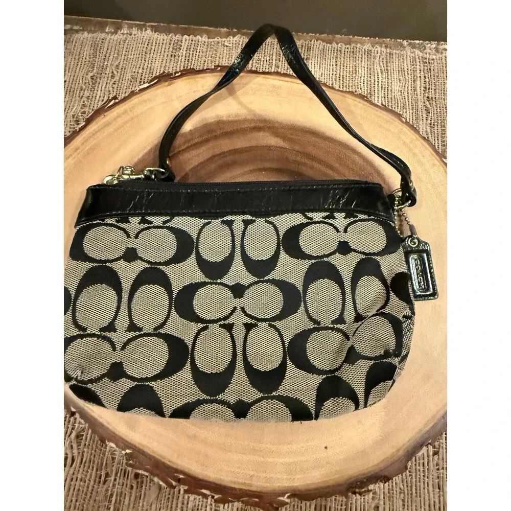 Coach Signature Canvas Leather Trim Wristlet‎ Clutch F51369 Women's Designer